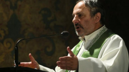 Ks. Tadeusz Isakowicz–Zaleski – pielgrzymka Kresowian na Jasną Górę. 2016 r. Fot. PAP/W. Deska 
