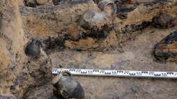 Prace archeologiczne w pobliżu miejscowości Barczewko. Fot. PAP/T. Waszczuk 
