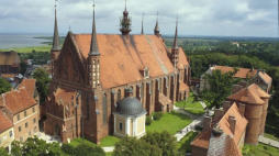  Bazylika archikatedralna Wniebowzięcia Najświętszej Marii Panny i św. Andrzeja – gotycki kościół z XIV wieku. Fot. PAP/J. Morek