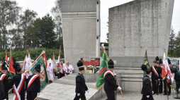 Uroczystości 36. rocznicy podpisania Porozumienia Jastrzębskiego przy Pomniku Porozumienia Jastrzębskiego w Jastrzębiu-Zdroju. Fot. PAP/J. Bednarczyk