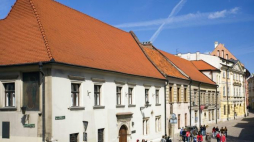 Dom Jana Długosza przy ulicy Kanoniczej 25 w Krakowie, idok od strony ulicy Podzamcze. Fot. PAP/J. Ochoński