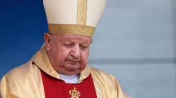 Kard. Stanisław Dziwisz. Fot. PAP/P. Topolski