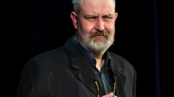 Rosyjski pisarz Oleg Pawłow otrzymał Literacką Nagrodę Europy Środkowej Angelus. Fot. PAP/M. Kulczyński