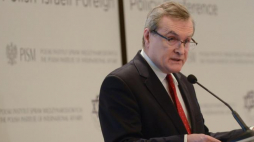 Wicepremier, minister kultury i dziedzictwa narodowego Piotr Gliński podczas III polsko-izraelskiej konferencji poświęconej polityce zagranicznej w Warszawie. Fot. PAP/J. Kamiński