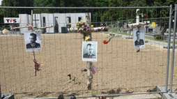 Poszukiwania ofiar komunizmu prowadzone przez IPN na Łączce Cmentarza Wojskowego na warszawskich Powązkach. 07.2017. Fot. PAP/R. Pietruszka