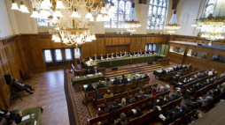 Międzynarodowy Trybunał Sprawiedliwości w Hadze – rozprawa Niemcy kontra Włochy ws. naruszenia immunitetu państwa. 03.02.2012. Fot. PAP/EPA