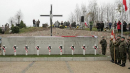 Uroczystość odsłonięcia Panteonu Niezłomnych Żołnierzy Wyklętych w Orłowie. Fot. PAP/T. Waszczuk 