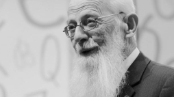 Prof. Walery Pisarek. Fot. PAP/A. Grygiel