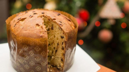 Panettone. Źródło: Wikimedia Commons