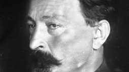 Feliks Dzierżyński, szef Wszechrosyjskiej Nadzwyczajnej Komisji do Walki z Kontrrewolucją, Sabotażem i Spekulacją (WCzK). Źródło: Wikimedia Commons/Bundesarchiv 