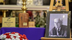 Lublin, 12.12.2017. Uroczysta msza święta pogrzebowa profesora Jerzego Kłoczowskiego. Fot. PAP/W. Pacewicz