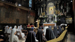 Klasztor Jasnogórski. Kaplica Cudownego Obrazu. Fot. PAP/P. Piątkowski