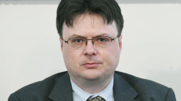 Dyrektor Państwowego Instytutu Wydawniczego dr Łukasz Michalski. Fot. PAP/R. Pietruszka