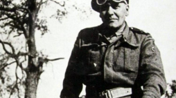 Gen. Stanisław Maczek. Fot. CAW. Źródło: Wikimedia Commons