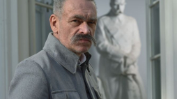 Spektaklu Teatru Telewizji „Marszałek” - Mariusz Bonaszewski jako marszałek Piłsudski. Fot. Ireneusz Sobieszczuk/TVP