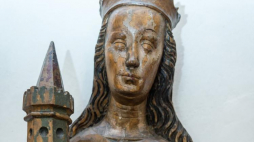 Galeria Sztuki Gotyckiej w Toruniu - św. Barbara. Fot. PAP/T. Żmijewski