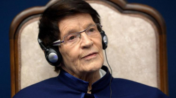 Profesor Rita Sussmuth podczas uroczystości nadania jej tytułu doktora honoris causa Uniwersytetu Rzeszowskiego. Fot. PAP/D. Delmanowicz