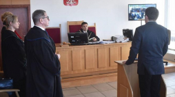 Sędzia Kamil Grzesik podczas kolejnej rozprawy w Sądzie Okręgowym w Krakowie w procesie przeciwko producentom serialu „Nasze matki, nasi ojcowie”. 17.01.2018. Fot. PAP/J. Bednarczyk