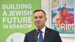 rezydent Andrzej Duda podczas spotkania ze społecznością żydowską w siedzibie Jewish Community Center. Fot. PAP/J. Bednarczyk