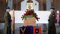 Uroczystości pogrzebowe reżysera Antoniego Krauzego w kościele oo. Dominikanów na warszawskim Służewie. Fot. PAP/J. Turczyk