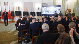 Uroczystości wręczenia not identyfikacyjnych 22 członkom rodzin ofiar totalitaryzmów. Fot. PAP/R. Pietruszka