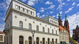 Siedziba legnickiego teatru im. H. Modrzejewskiej. Fot. PAP/J. Ochoński 