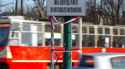 Uroczystość nadania imienia prof. Władysława Bartoszewskiego rondu w Sosnowcu. Fot. PAP/A. Grygiel