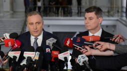 Lider PO Grzegorz Schetyna (L) i rzecznik PO Jan Grabiec. Fot. PAP/J. Kamiński