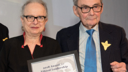 Barbara Kirshenblatt-Gimblett (L), dyrektor programowy wystawy stałej Muzeum Historii Żydów Polskich Polin i Marian Turski (P), wiceprzewodniczący Stowarzyszenia Żydowski Instytut Historyczny w Polsce.
