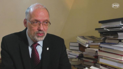 Andrzej Nowak. Fot. Serwis Wideo PAP