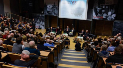 Debata "Marzec 1968 dziś. Rozmowa pokoleń" zorganizowana w dawnej Bibliotece Uniwersyteckiej, 8 bm. w 50 rocznicę Marca '68. Fot. PAP/J. Kamiński