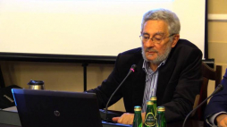 Prof. Marian Srebrny. Źródło: You Tube