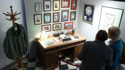 Wernisaż wystawy "Panie, Panowie: Młynarski" w warszawskim Muzeum Literatury. Fot. PAP/R. Guz