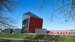 Budynek Muzeum II Wojny Światowej w Gdańsku. Fot. PAP/A. Warżawa