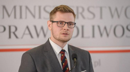 Wiceminister sprawiedliwości Michał Woś. Fot. PAP/S. Leszczyński