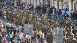 XI Katyński Marsz Cieni przeszedł ulicami Warszawy. Fot. PAP/B. Zborowski