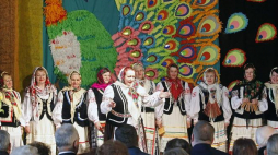 Koncert zespołu Wasiloczki z Białorusi podczas 15. Międzynarodowych Spotkań z Konopielką w Knyszynie. Fot.  PAP/A. Reszko