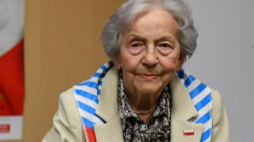 Była więźniarka niemieckiego obozu koncentracyjnego Ravensbrueck Krystyna Zając. 2017 r. Fot. PAP/M. Obara 
