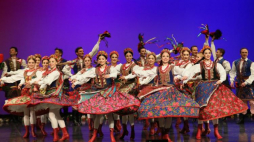 Państwowy Zespół Ludowy Pieśni i Tańca Mazowsze. Fot. PAP/L. Szymański