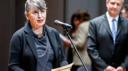 Dyrektor naczelna i programowa NOSPR Elżbieta Wnuk-Nazarowa (L) odebrała nagrodę specjalną dla Narodowej Orkiestry Symfonicznej Polskiego Radia w Katowicach podczas gala International Classical Music Awards w Katowicach, Fot. PAP/A. Grygiel