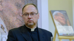 Ks. Sławomir Oder. Fot. PAP/J. Kamiński