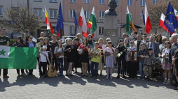 Uroczystości w 101. rocznicę śmierci Ludwika Zamenhofa w Białymstoku. Fot. PAP/A. Reszko
