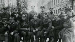 Szwadron 13. Pułku Ułanów Wileńskich w Grodnie w grudniu 1919. Źródło: Ośrodek KARTA