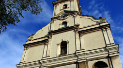 Fasada Kościoła Jezusowego w Cieszynie. Źródło: Wikimedia Commons