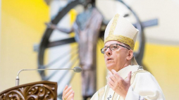 Metropolita katowicki abp Wiktor Skworc. 03.2018. Fot. PAP/A. Grygiel
