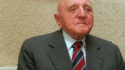 Gen. Franciszek Kamiński, 1995 rok. Fot. PAP/P. Walczak
