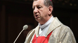Biskup polowy WP Józef Guzdek przewodniczy mszy świętej w intencji ojczyzny, odprawianej w katedrze polowej Wojska Polskiego w Warszawie, 2 bm. Fot. PAP/T. Gzell