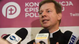 Rzecznik Episkopatu ks. Paweł Rytel-Andrianik. Fot. PAP/B. Zborowski
