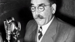 Imre Nagy. Fot. PAP/EPA