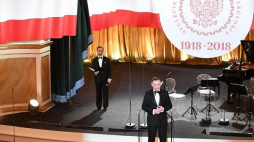 Prezydent RP Andrzej Duda podczas koncertu zorganizowanego w warszawskim Muzeum Łazienki Królewskie z okazji 100. rocznicy odzyskania przez Polskę niepodległości. Fot. PAP/B. Zborowski